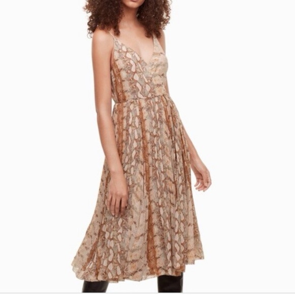 Aritzia Wilfred “Beaune” Midi Dress